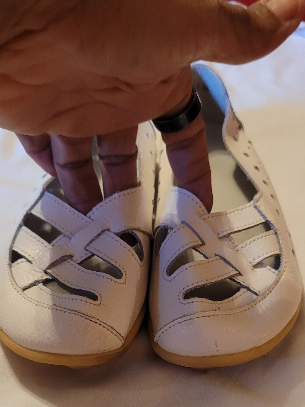white leather ballet flats size 7